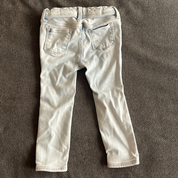 Old Navy Jeans - Picture 2 of 3